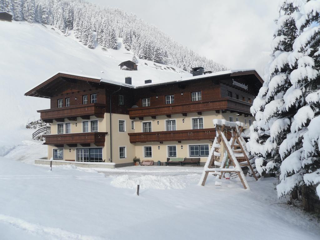 Jenneweinhof Hotel Tux Kültér fotó