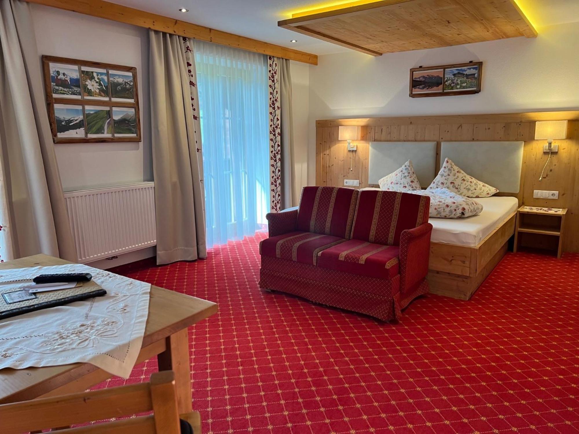 Jenneweinhof Hotel Tux Kültér fotó