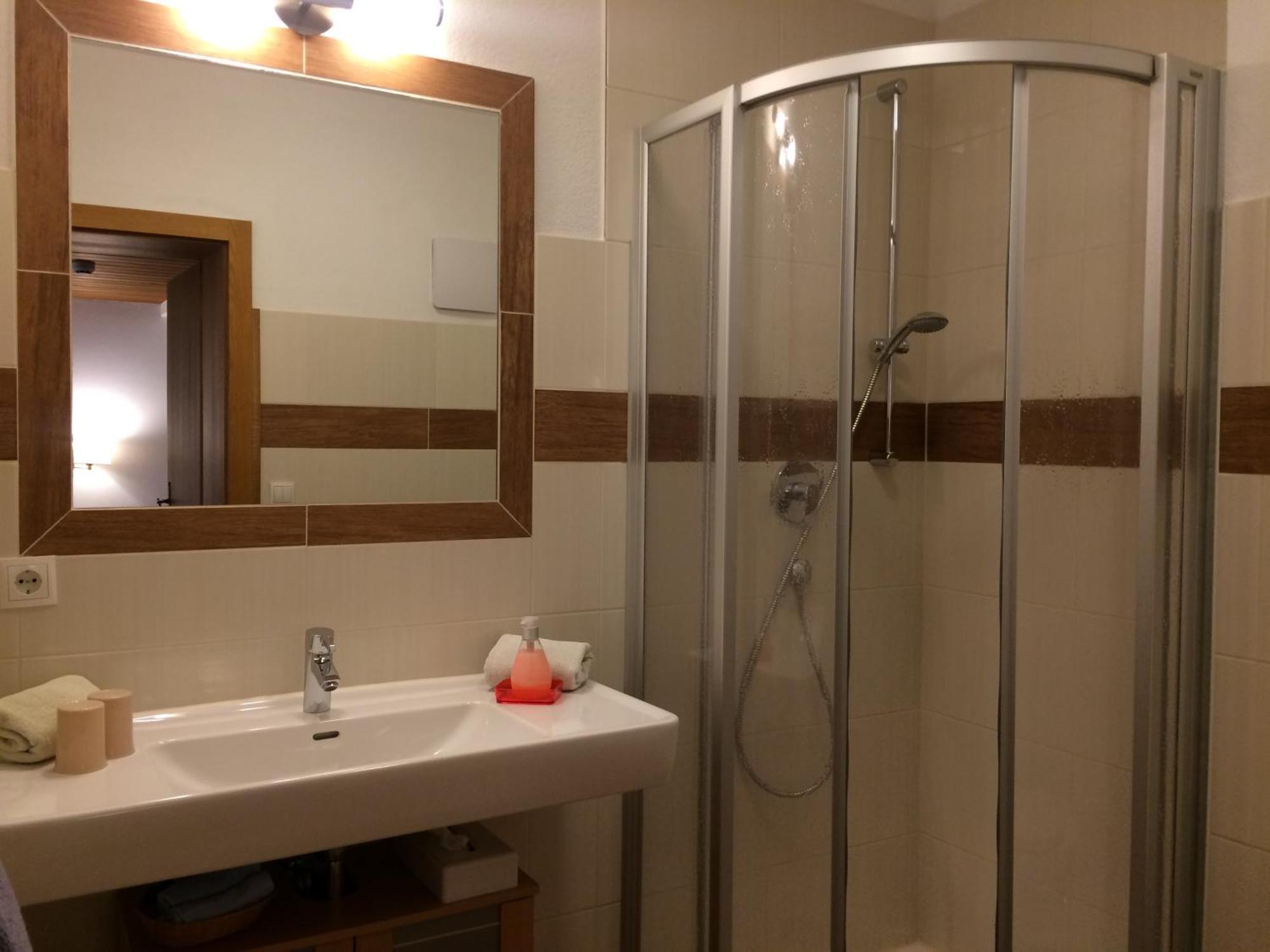 Jenneweinhof Hotel Tux Kültér fotó