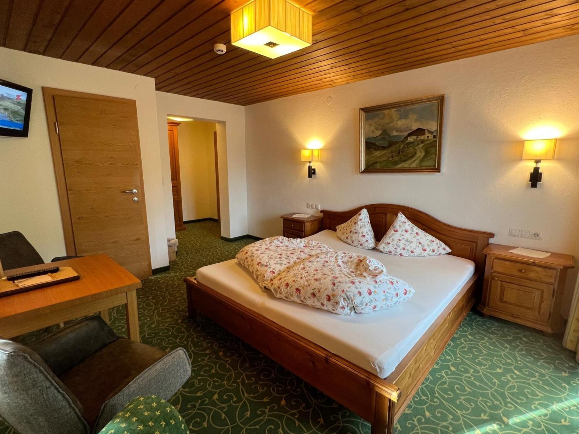 Jenneweinhof Hotel Tux Kültér fotó