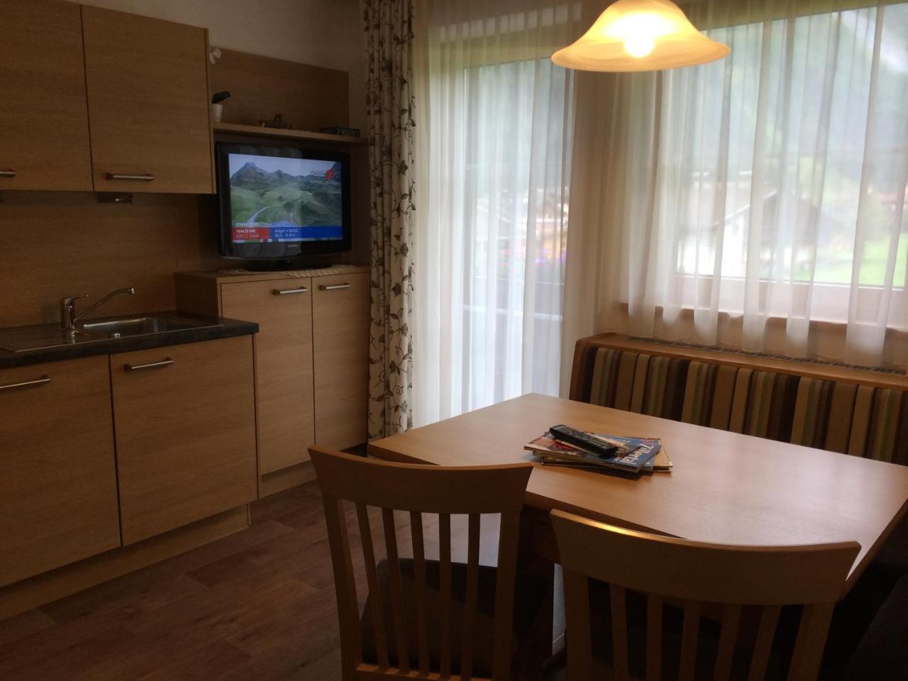 Jenneweinhof Hotel Tux Kültér fotó